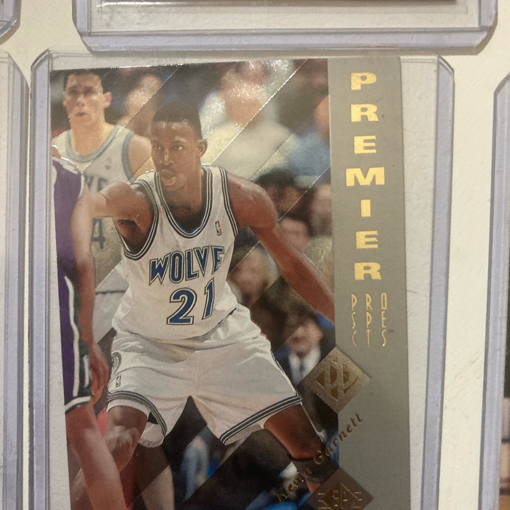 Basketball Trading Card Collection - Picture 6 of 10